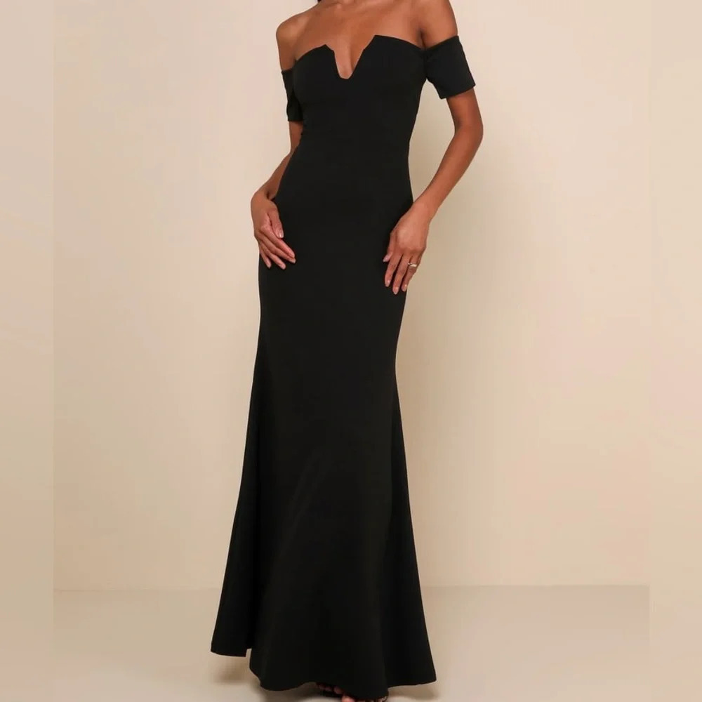 Lulu's Black Off-the-Shoulder Mermaid Gown